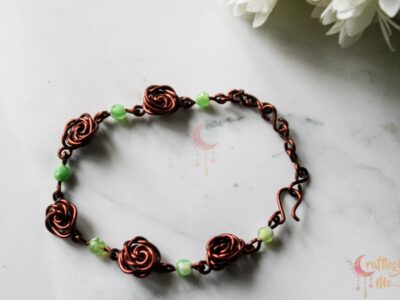 Rose bracelet with beads