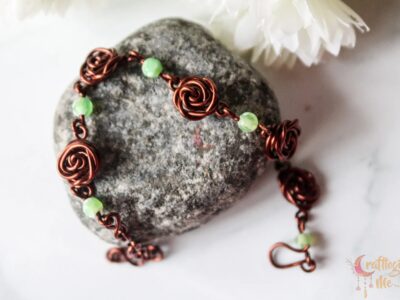 Rose bracelet with beads