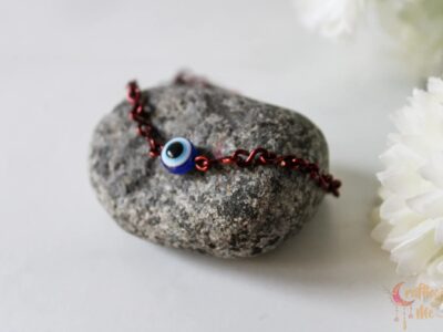 Single evil eye bead bracelet