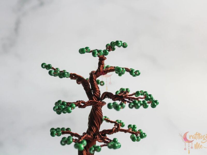 Miniature wire tree on resin multicolor base (customizable)