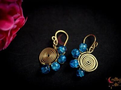 Swirly crackle bead earrings