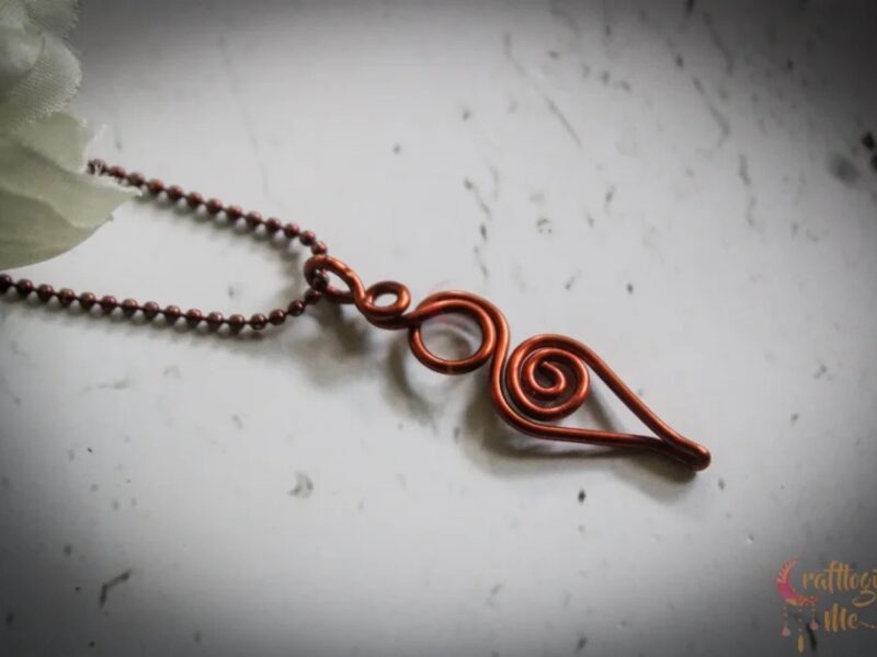 Swirly Loop Pendant