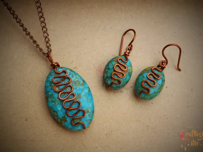 Turquoise squiggly pendant set