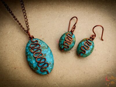 Turquoise squiggly pendant set