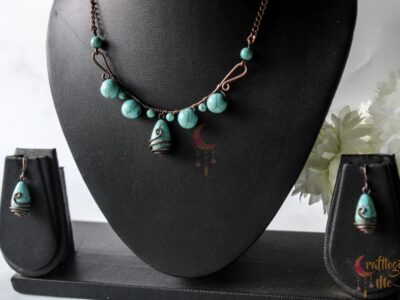 Turquoise choker bead set