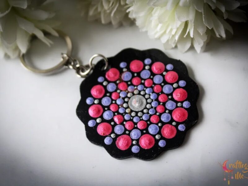 Dot mandala keychain