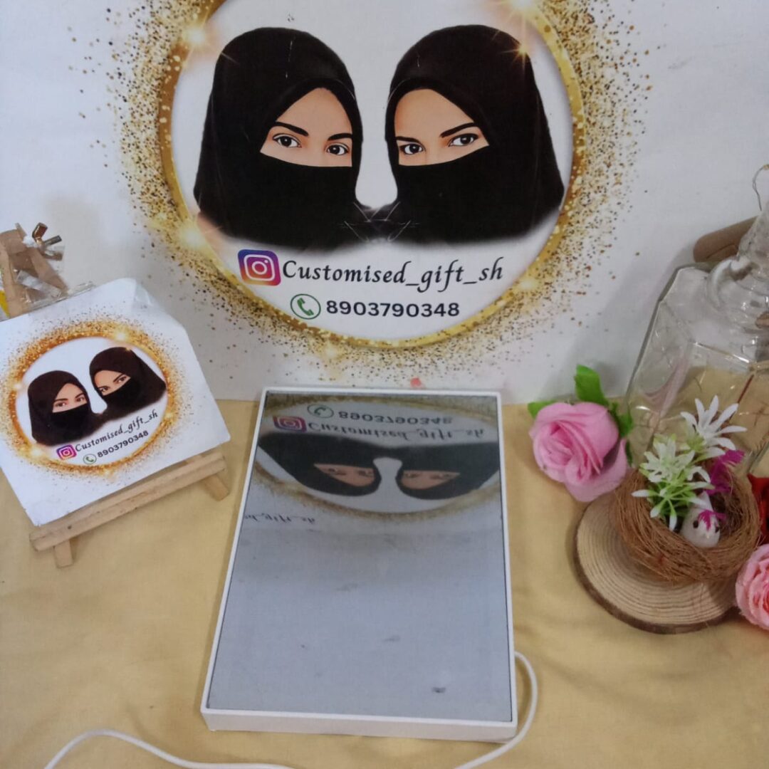 CUSTOMIZED LED PHOTO FRAME