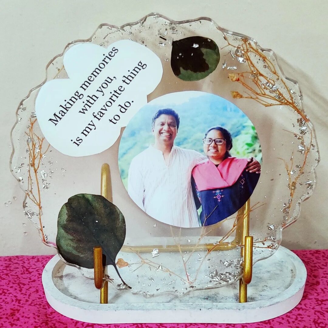 handmade customised resin frame