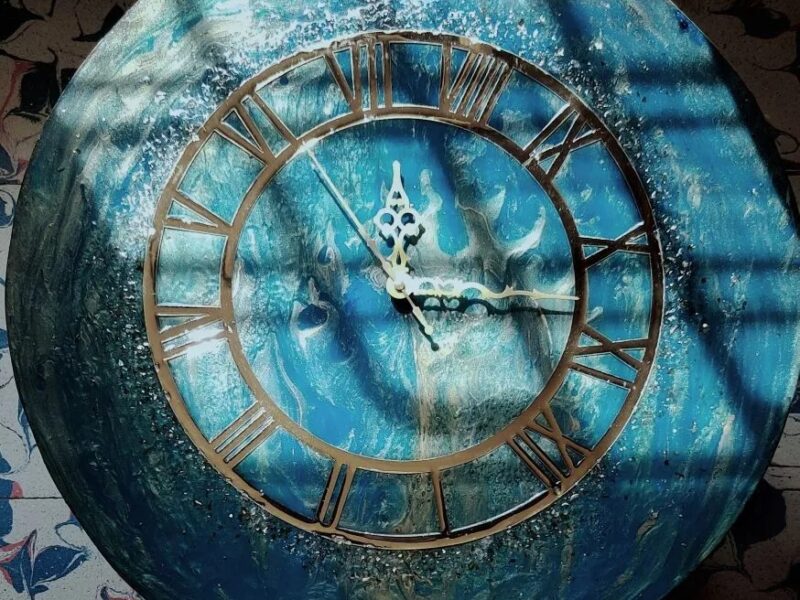 10 inch Resin Clock