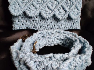 Blue handmade macramé handbag with detachable strap