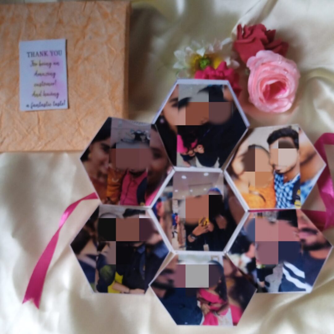 TRENDING FOLDABLE HEXAGONAL MINI ALBUM