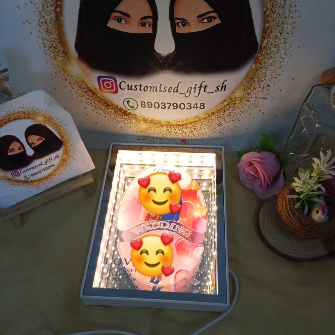 CUSTOMIZED LED PHOTO FRAME