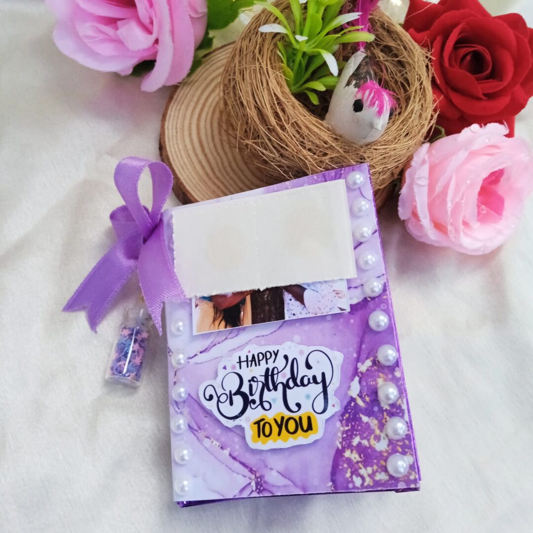 CUSTOMIZED MINI PHOTO ALBUM